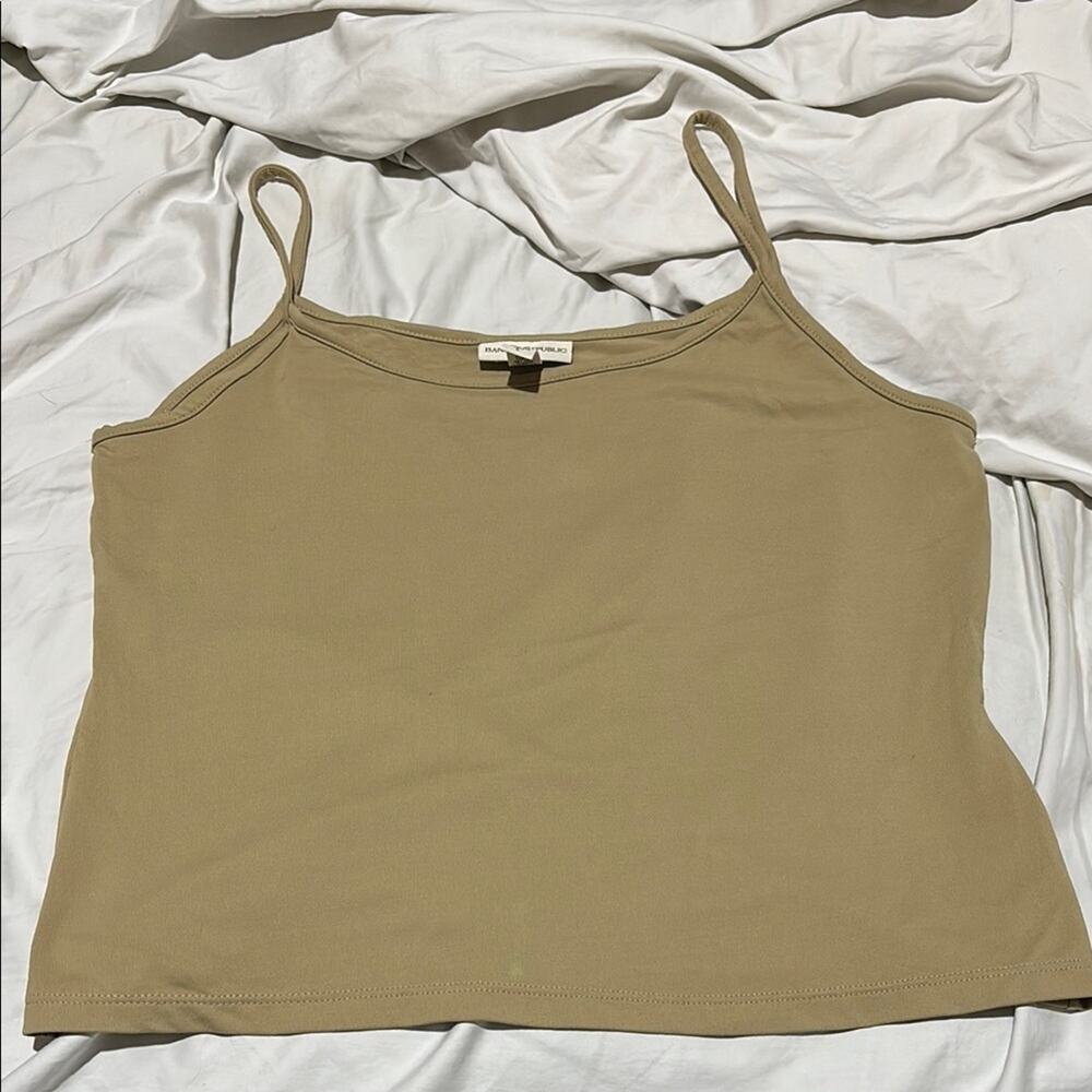 Banana Republic L Tan Spaghetti Strap Top stretch cami camisole euc